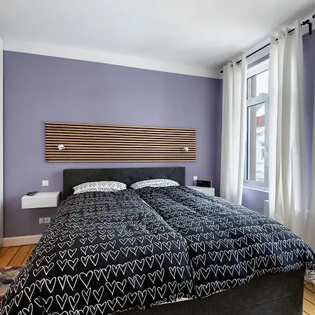 Ferienwohnung Nippesstr 17